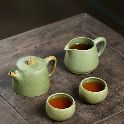 LIONRHK TEA - Yixing Zisha Clay Teapot, Ore Green Clay, Auspicious Well Fence 300cc