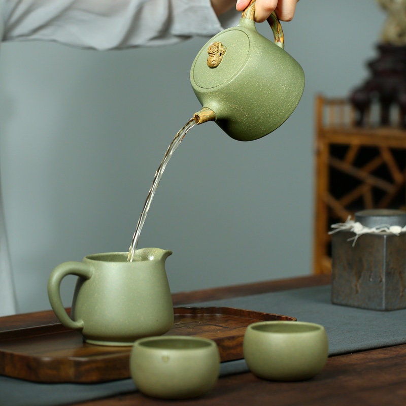 LIONRHK TEA - Yixing Zisha Clay Teapot, Ore Green Clay, Auspicious Well Fence 300cc