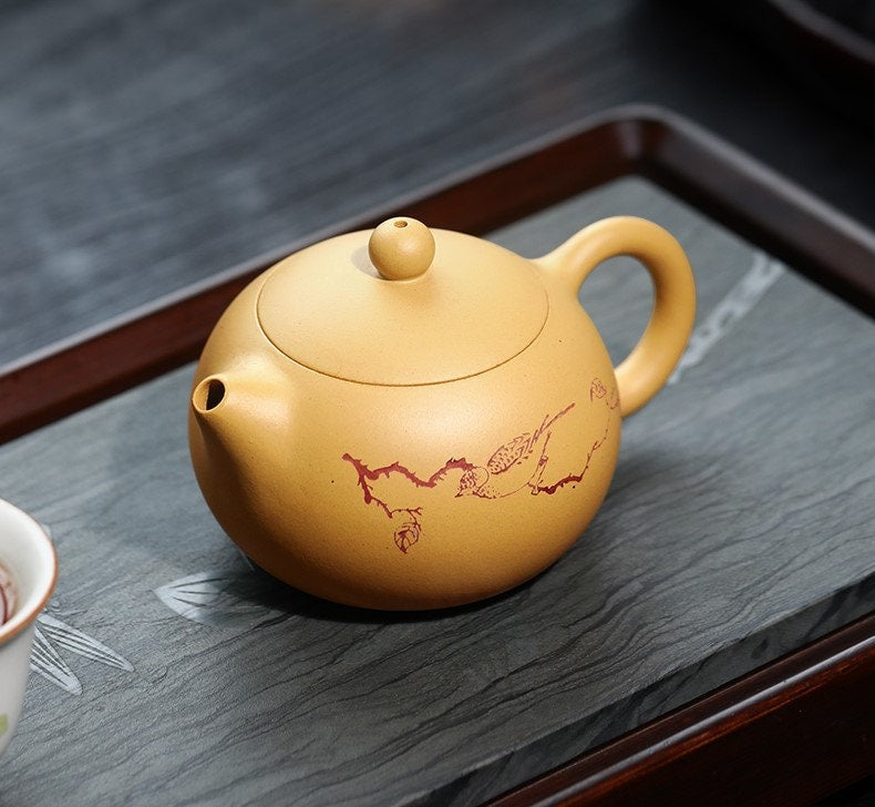 LIONRHK TEA - Yixing Zisha Clay Teapot, Ore Yellow Clay, Golden Bian Xishi 210cc