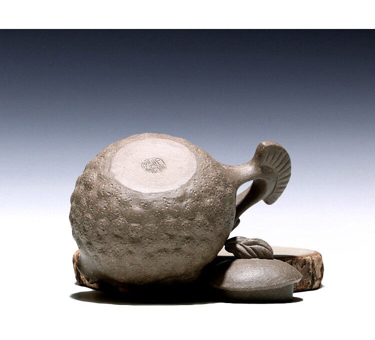 LIONRHK TEA - Yixing Zisha Clay Teapot, Ore Green Clay, Cute Little Puffer Fish In One Go 150cc