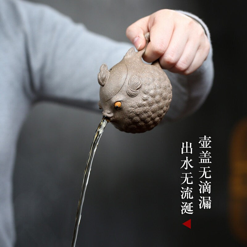 LIONRHK TEA - Yixing Zisha Clay Teapot, Ore Green Clay, Cute Little Puffer Fish In One Go 150cc