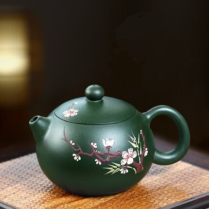 LIONRHK TEA - Yixing Zisha Clay Teapot plus two cups, Plum and Bamboo Xishi 180ml