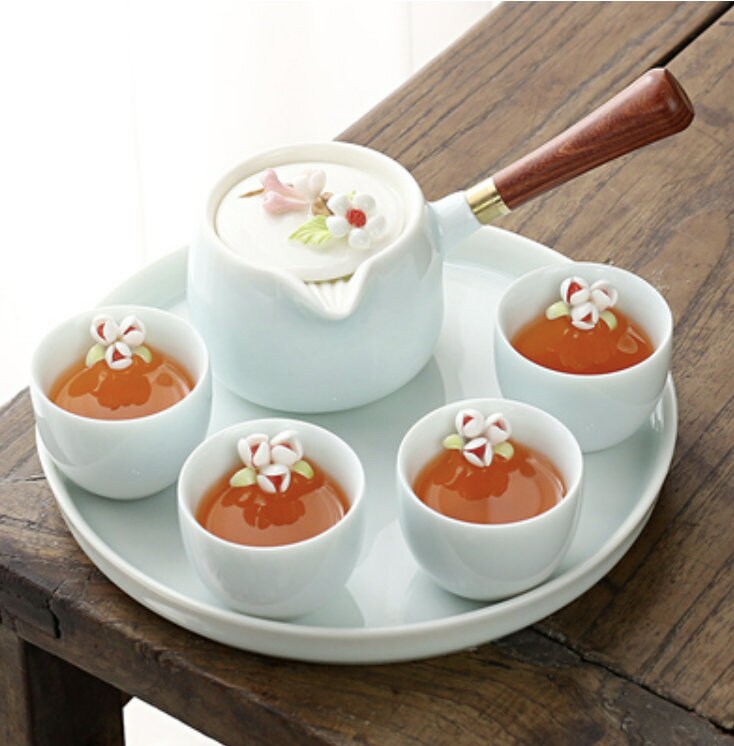 LIONRHK TEA- Ceramic Flower Pinch Tea Set