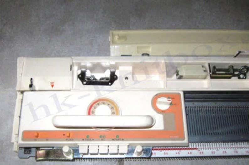 KH860 4.5mm 5.6 Gauge Punch Card Knitting Machine Same as Brother KH860